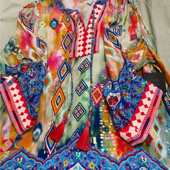 John Mark Multicolor Geometric Blouse - Picture 3 of 11